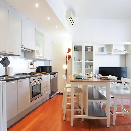Cozy One Bedroom Close To Porta Venezia דירה *